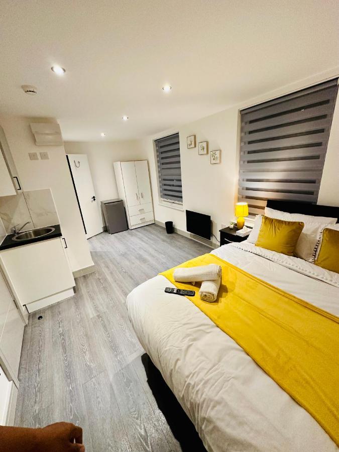 Comfy Guest House London Exterior photo