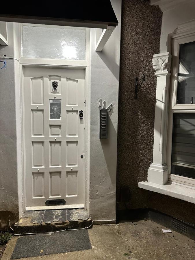 Comfy Guest House London Exterior photo